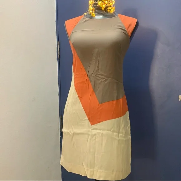 🌟 “FRENCH CONNECTION” satin dress in pastel colours with Lining Inside. - Picture 12 of 13